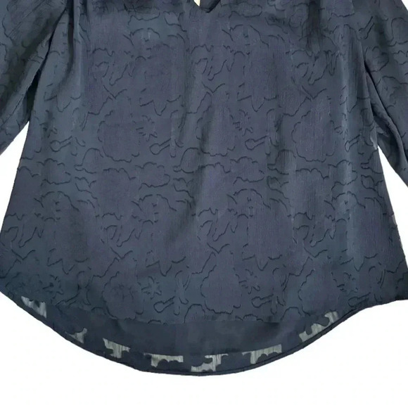 ASTR The Label Women's Large Blue V-Neck Long Sleeve Woven Pullover Top Blouse - Picture 3 of 5